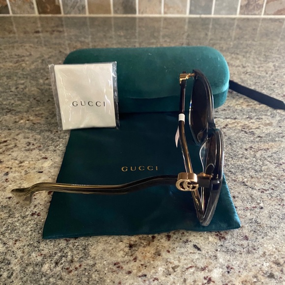 Gucci Ombré Wavy sunglasses. New - Picture 7 of 7